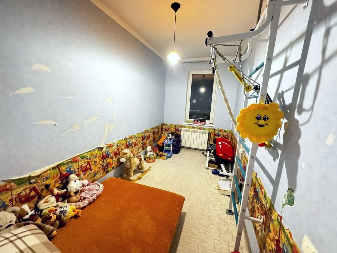 Фото Продаю 3 кімнатну квартиру, 101 кв. м, 8-го Березня вул.  Слобожанське, ціна: 82000 $, код 4303