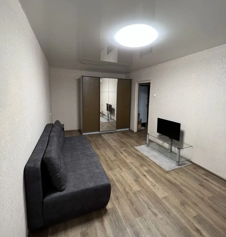 Фото Продаю 1 кімнатну квартиру, 33 кв. м, Слобожанський просп. (Газети «Правда») 8/4 Дніпро, ціна: 27000 $, код 4304