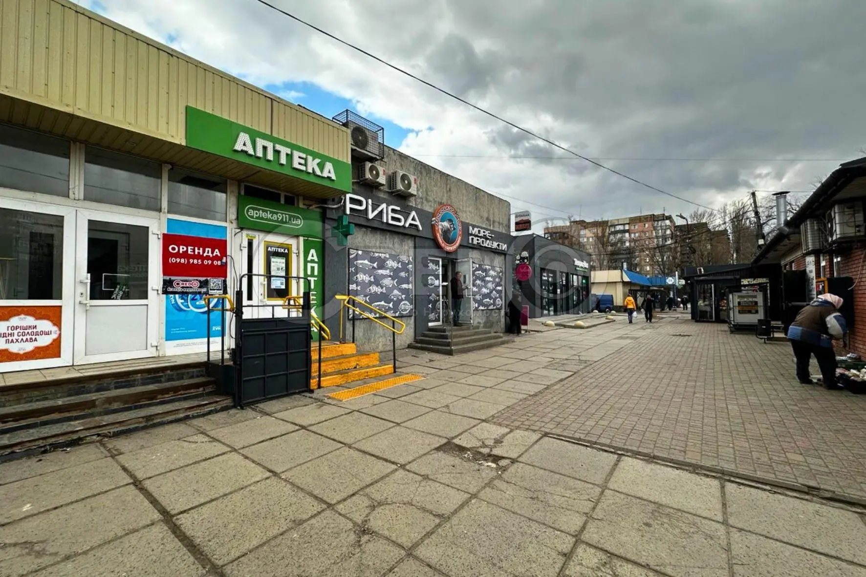 Фото Оренда торгівельної площі, Вечірньокутська вул.  Кривий Ріг в довгострокову оренду, ціна: 400 UAH, код 3918