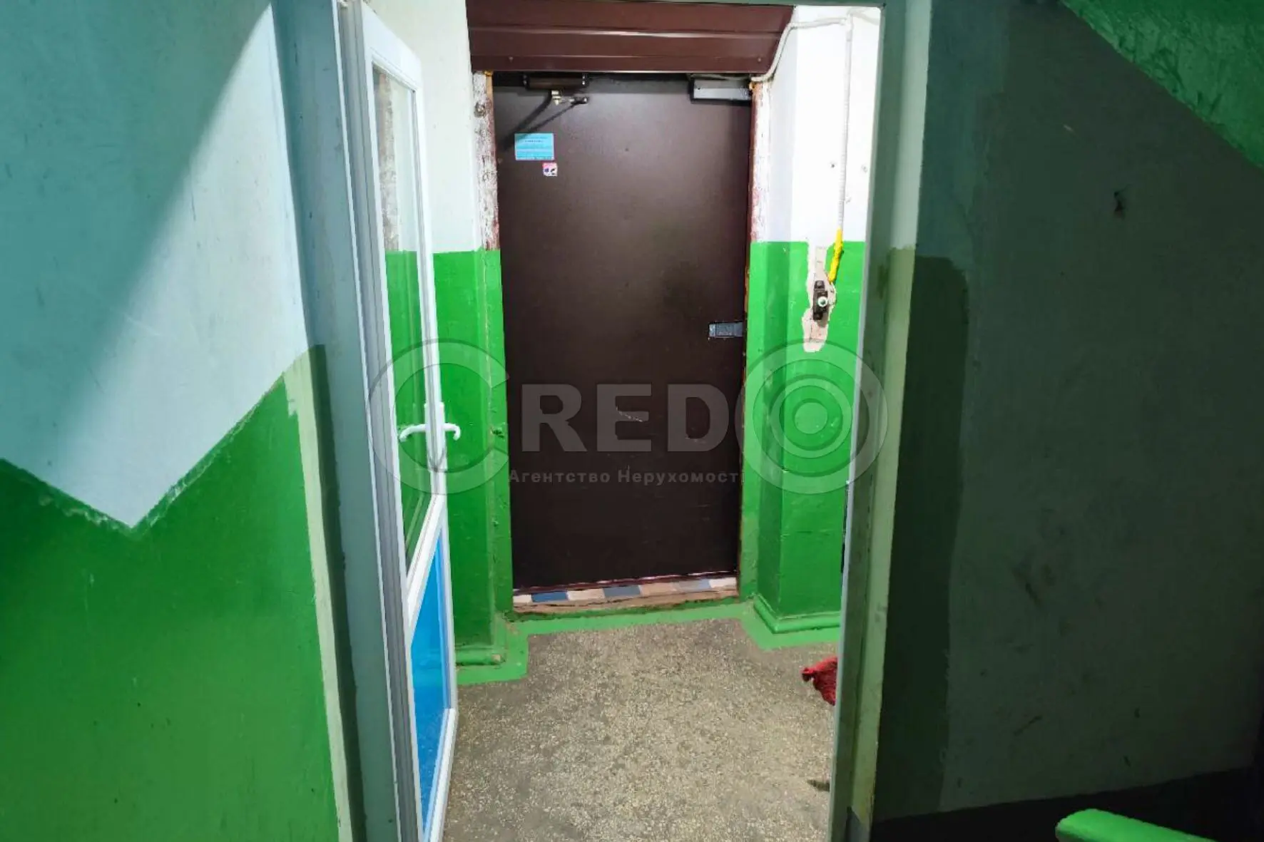 Фото Продаю 2 кімнатну квартиру, 42.7 кв. м, Металургів просп.  Кривий Ріг, ціна: 18000 $, код 4309