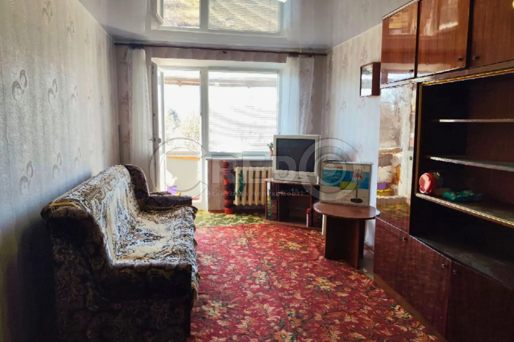 Фото Продаю 2 кімнатну квартиру, 42.7 кв. м, Металургів просп.  Кривий Ріг, ціна: 18000 $, код 4309