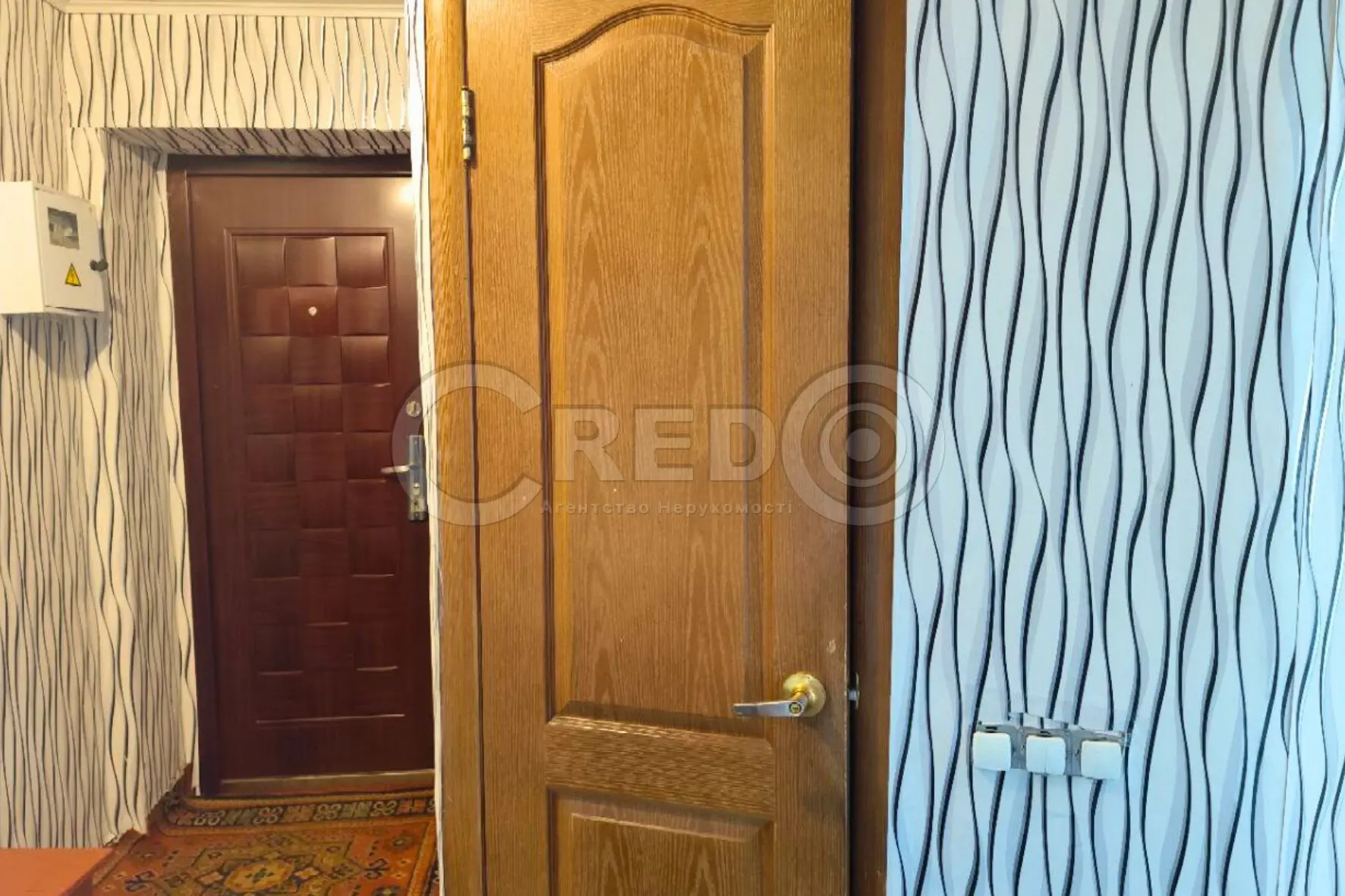 Фото Продаю 2 кімнатну квартиру, 42.7 кв. м, Металургів просп.  Кривий Ріг, ціна: 18000 $, код 4309