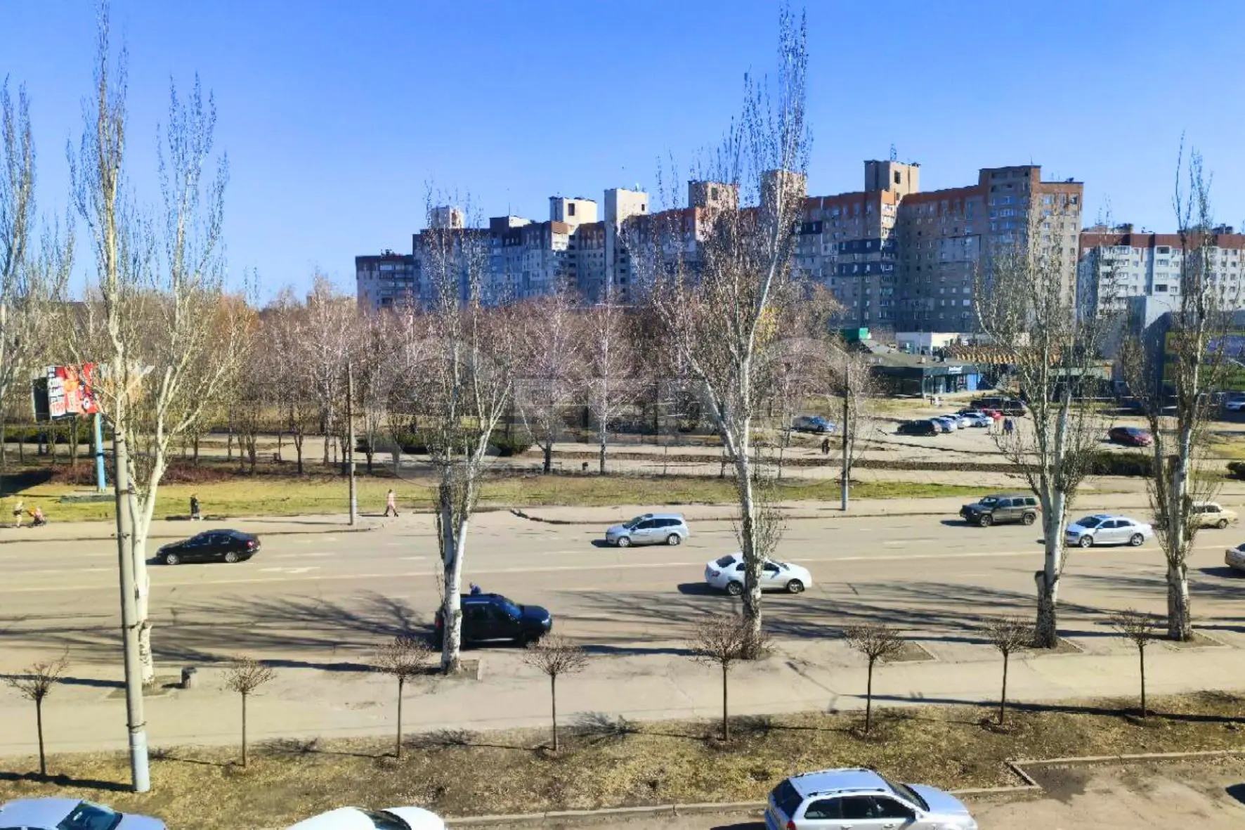 Фото Продаю 2 кімнатну квартиру, 42.7 кв. м, Металургів просп.  Кривий Ріг, ціна: 18000 $, код 4309