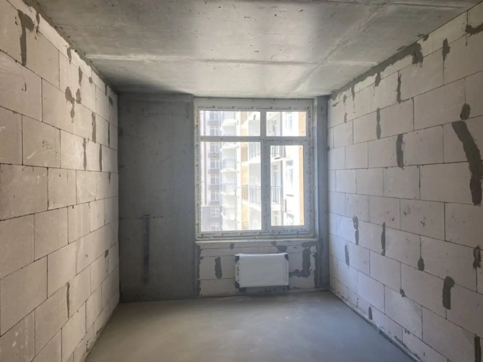 Фото Selling a 2-room apartment, 59 sq.m., Akademika Zabolotnoho Street  Kyiv, price: 90000 $, code 4314