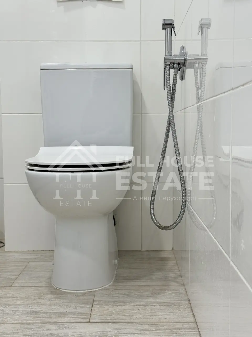 Фото Зняти 3 кімнатну квартиру, Анни Ахматової вул. 22 Київ в довгострокову оренду, ціна: 28000 UAH, код 4315