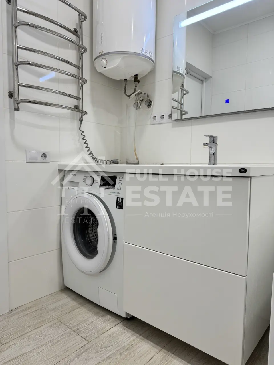 Фото Зняти 3 кімнатну квартиру, Анни Ахматової вул. 22 Київ в довгострокову оренду, ціна: 28000 UAH, код 4315