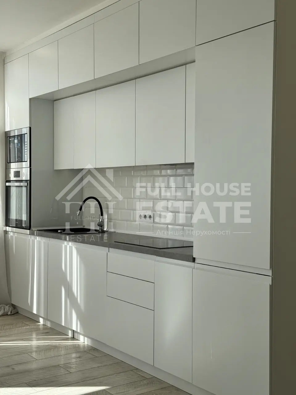 Фото Зняти 3 кімнатну квартиру, Анни Ахматової вул. 22 Київ в довгострокову оренду, ціна: 28000 UAH, код 4315