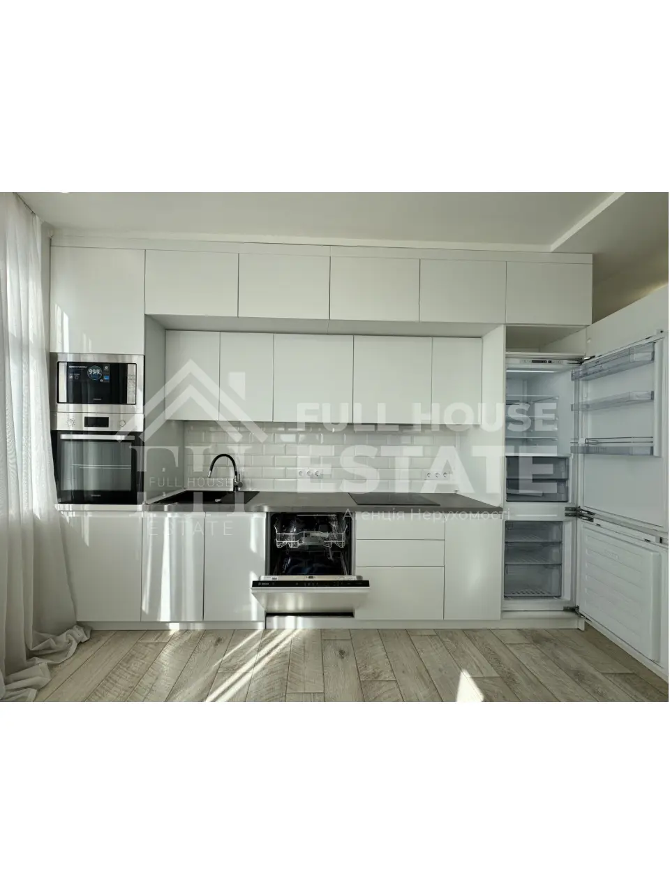 Фото Зняти 3 кімнатну квартиру, Анни Ахматової вул. 22 Київ в довгострокову оренду, ціна: 28000 UAH, код 4315