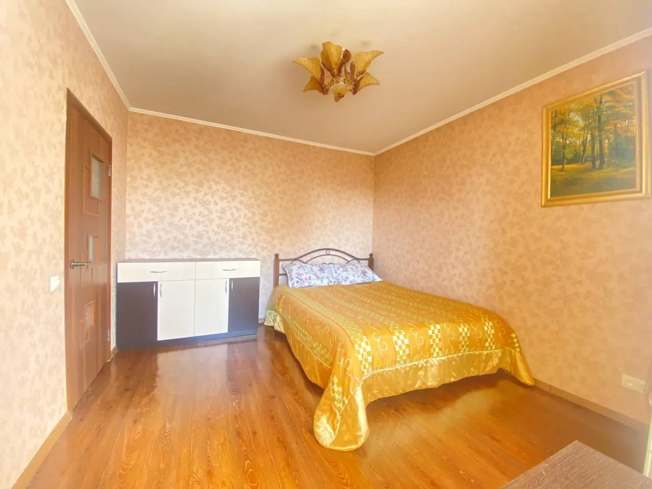 Фото Selling a 3-room apartment, 76 sq.m., Larysy Rudenko Street 3а Kyiv, price: 87000 $, code 4316