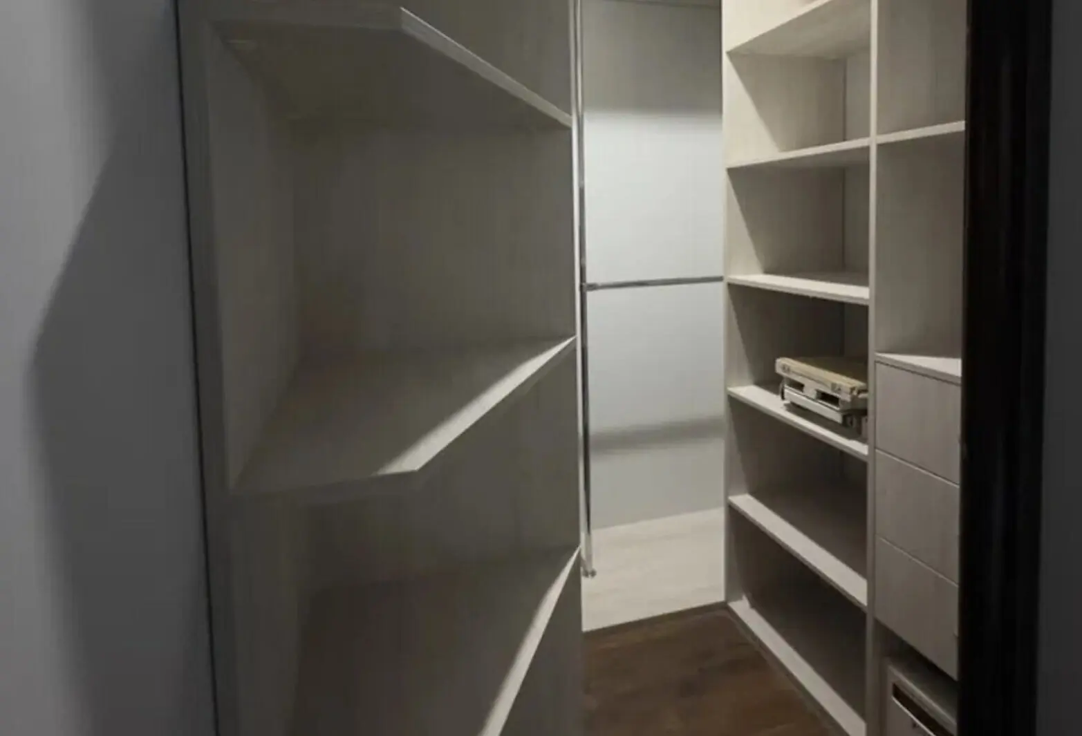 Фото Selling a 1-room apartment, 47 sq.m., Yunatska Street  Kyiv, price: 120000 $, code 4320