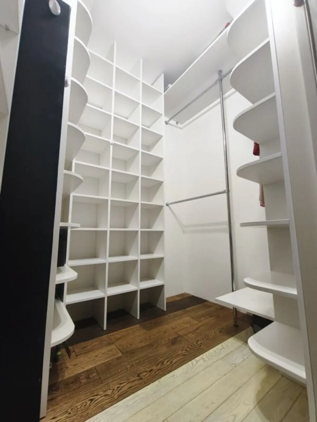 Фото Selling a 3-room apartment, 100 sq.m., Mytropolyta Vasylia Lypkivskoho Street (Urytskoho Street) 37б Kyiv, price: 225000 $, code 4326