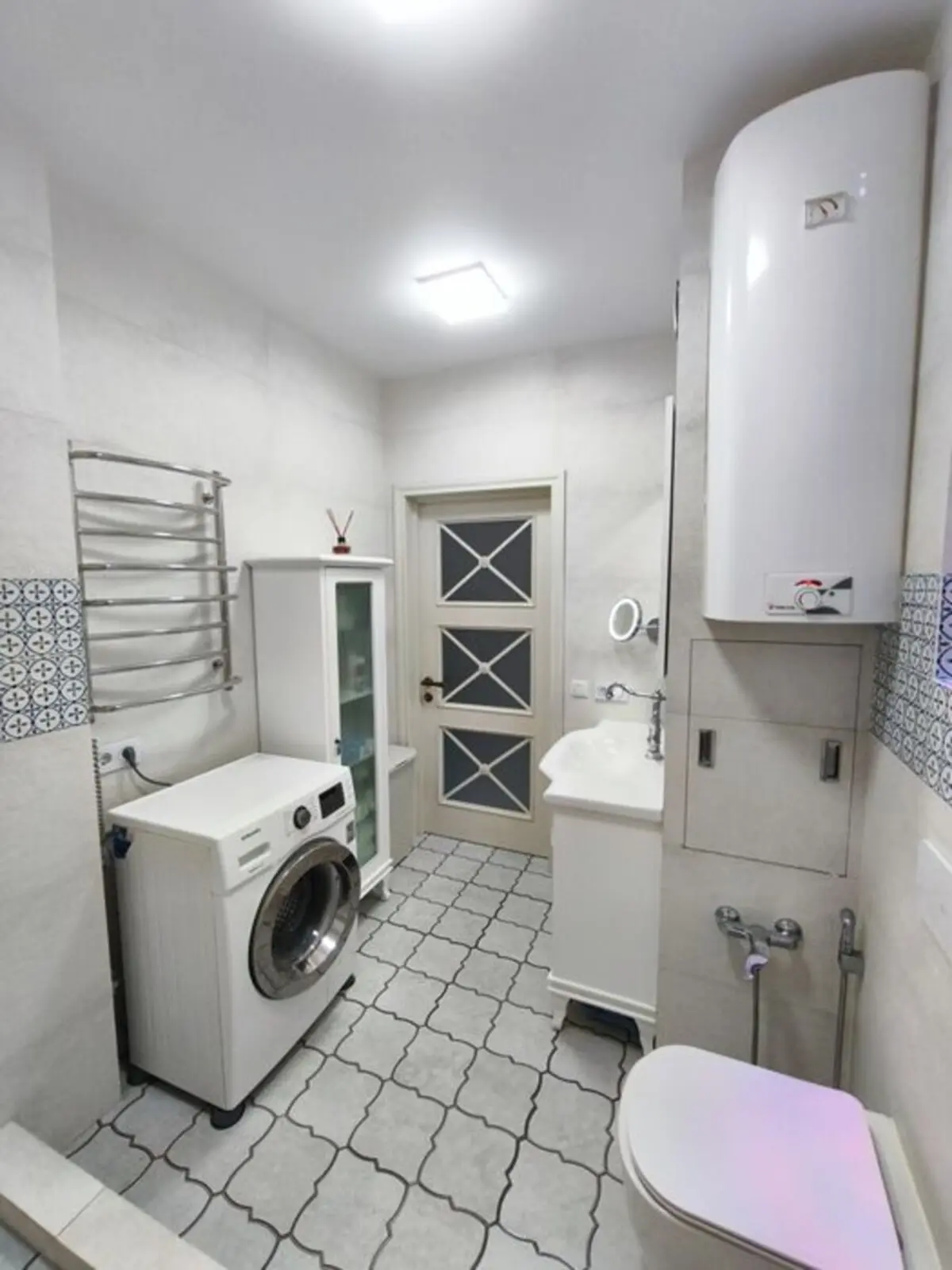 Фото Selling a 3-room apartment, 100 sq.m., Mytropolyta Vasylia Lypkivskoho Street (Urytskoho Street) 37б Kyiv, price: 225000 $, code 4326