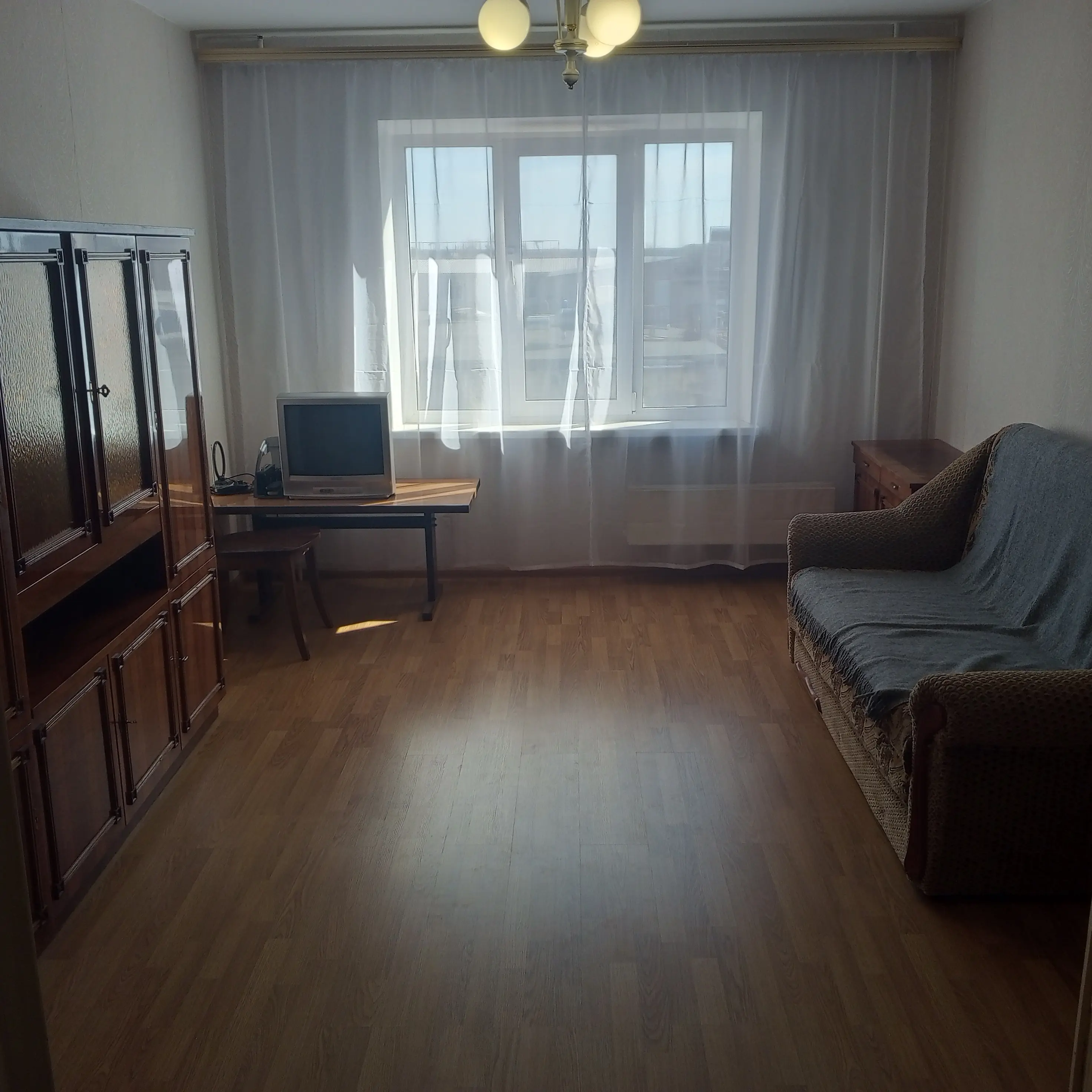 Фото Rent a 2-room apartment, Volodymyra Vysotskoho Boulevard 4 Kyiv for long-term rent, price: 12000 UAH, code 4328