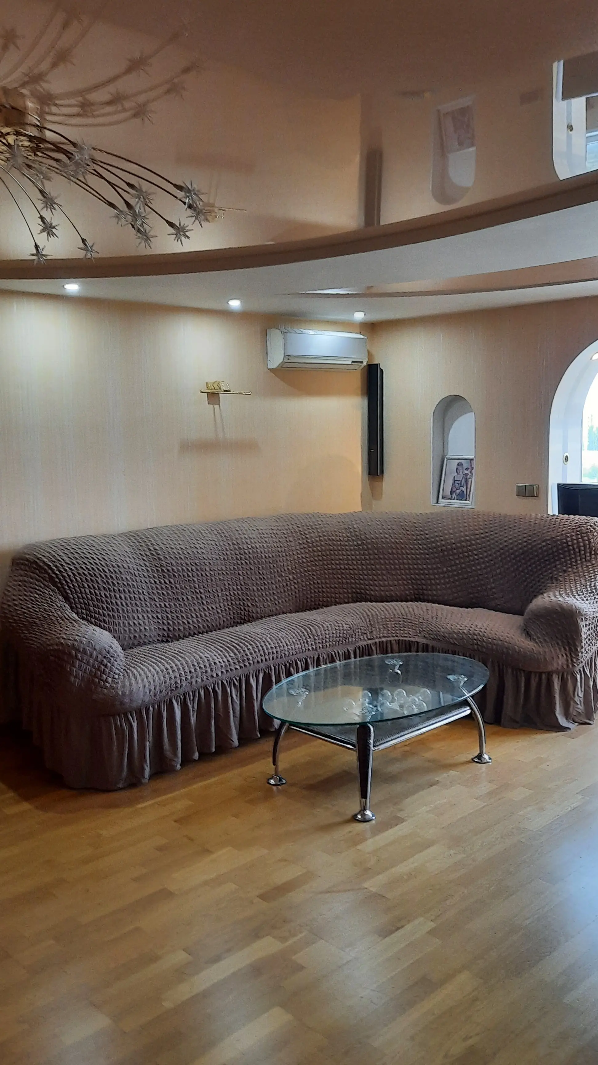 Фото Rent a 3-room apartment, Darnytskyi Boulevard 8 Kyiv for long-term rent, price: 22000 UAH, code 4332