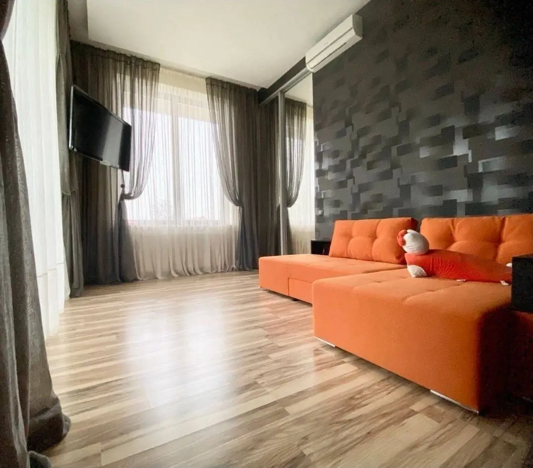 Фото Зняти будинок, Горіхова вул.  Одеса в довгострокову оренду, ціна: 5000 $, код 4333