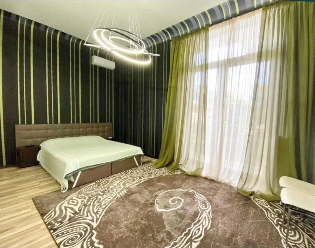 Фото Зняти будинок, Горіхова вул.  Одеса в довгострокову оренду, ціна: 5000 $, код 4333