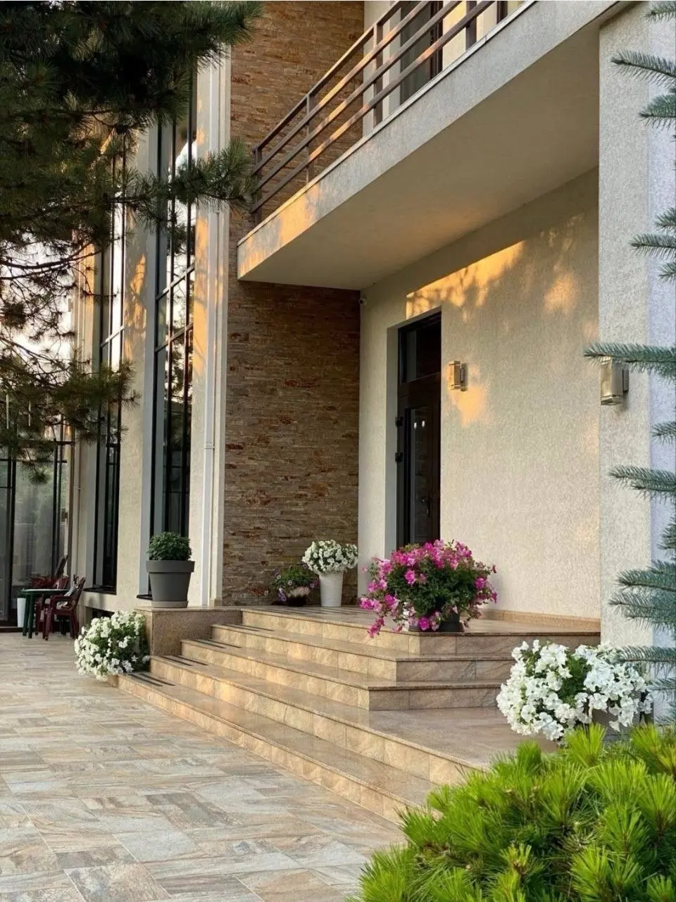 Фото Зняти будинок, Горіхова вул.  Одеса в довгострокову оренду, ціна: 5000 $, код 4333