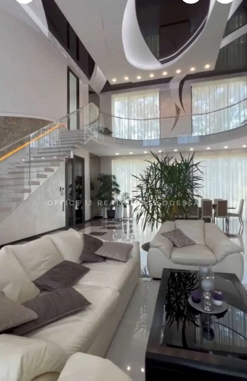 Фото Зняти будинок, Горіхова вул.  Одеса в довгострокову оренду, ціна: 5000 $, код 4333