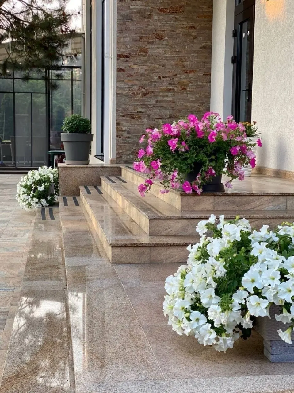 Фото Зняти будинок, Горіхова вул.  Одеса в довгострокову оренду, ціна: 5000 $, код 4333