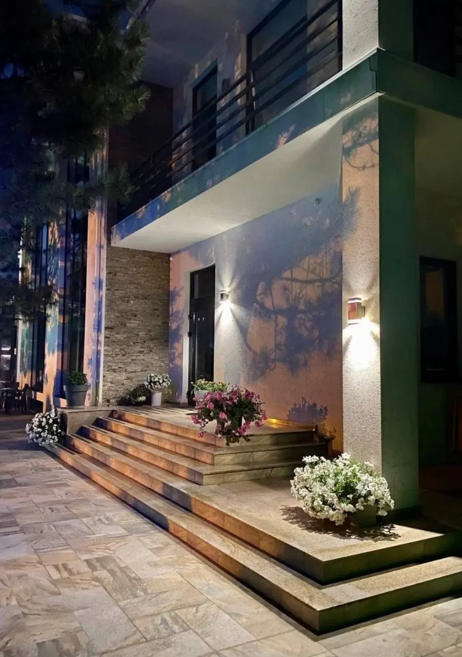 Фото Зняти будинок, Горіхова вул.  Одеса в довгострокову оренду, ціна: 5000 $, код 4333