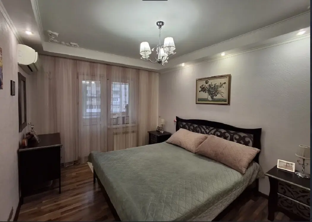 Фото Продаю 3 кімнатну квартиру, 58 кв. м, Мілютенка вул. 9 Київ, ціна: 75000 $, код 4338