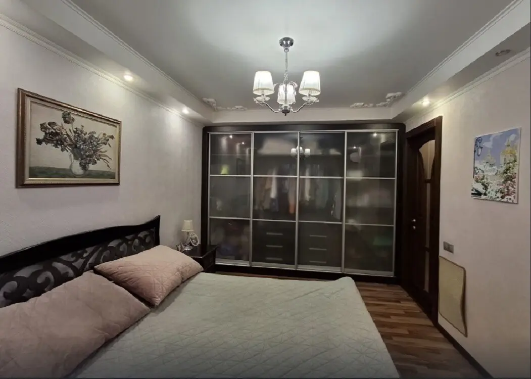 Фото Продаю 3 кімнатну квартиру, 58 кв. м, Мілютенка вул. 9 Київ, ціна: 75000 $, код 4338