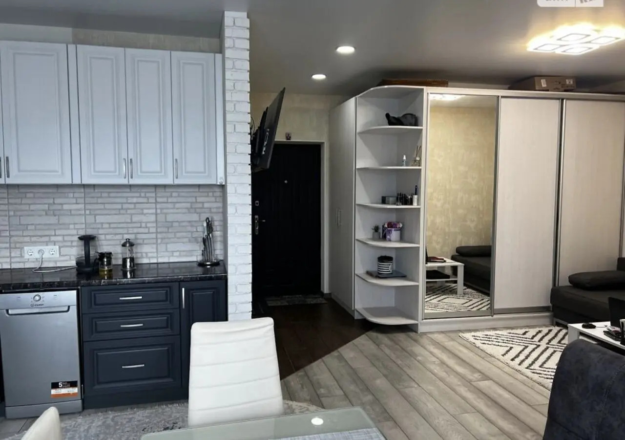 Фото Продаю 1 кімнатну квартиру, 40 кв. м, Радистів пров.  Київ, ціна: 74500 $, код 4339