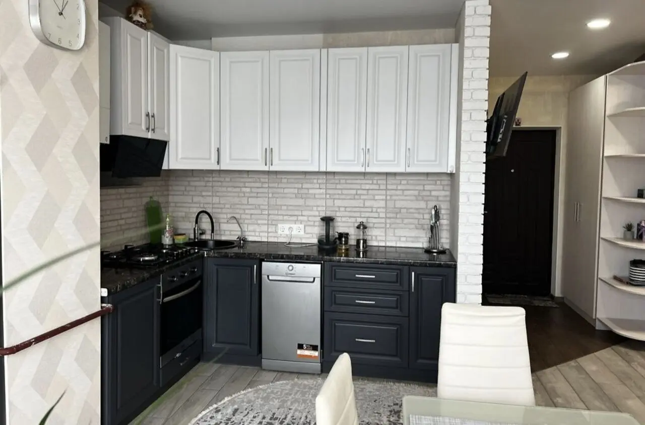 Фото Продаю 1 кімнатну квартиру, 40 кв. м, Радистів пров.  Київ, ціна: 74500 $, код 4339