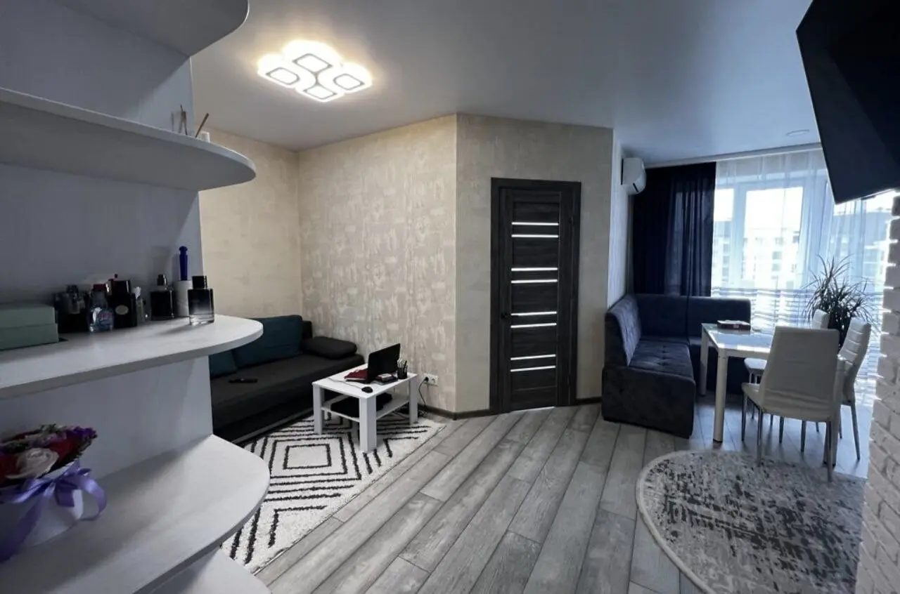 Фото Продаю 1 кімнатну квартиру, 40 кв. м, Радистів пров.  Київ, ціна: 74500 $, код 4339