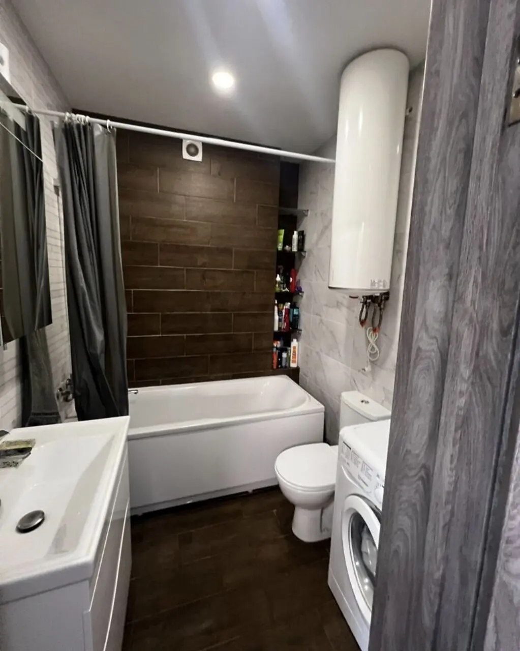 Фото Продаю 1 кімнатну квартиру, 40 кв. м, Радистів пров.  Київ, ціна: 74500 $, код 4339