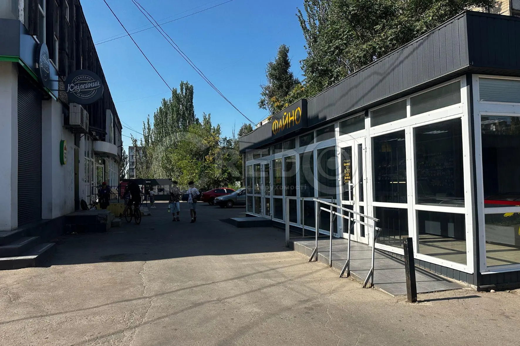 Фото Rent a retail space, Kosmonavtiv Street 13 Kryvyi Rih for long-term rent, price: 10000 UAH, code 4344