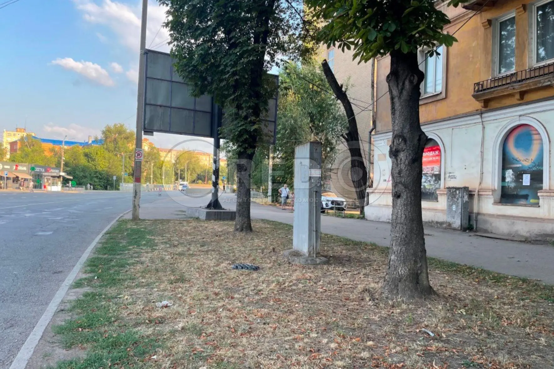 Фото Оренда торгівельної площі, Петра Калнишевського вул. (Харитонова)  Кривий Ріг в довгострокову оренду, ціна: 400 UAH, код 4358