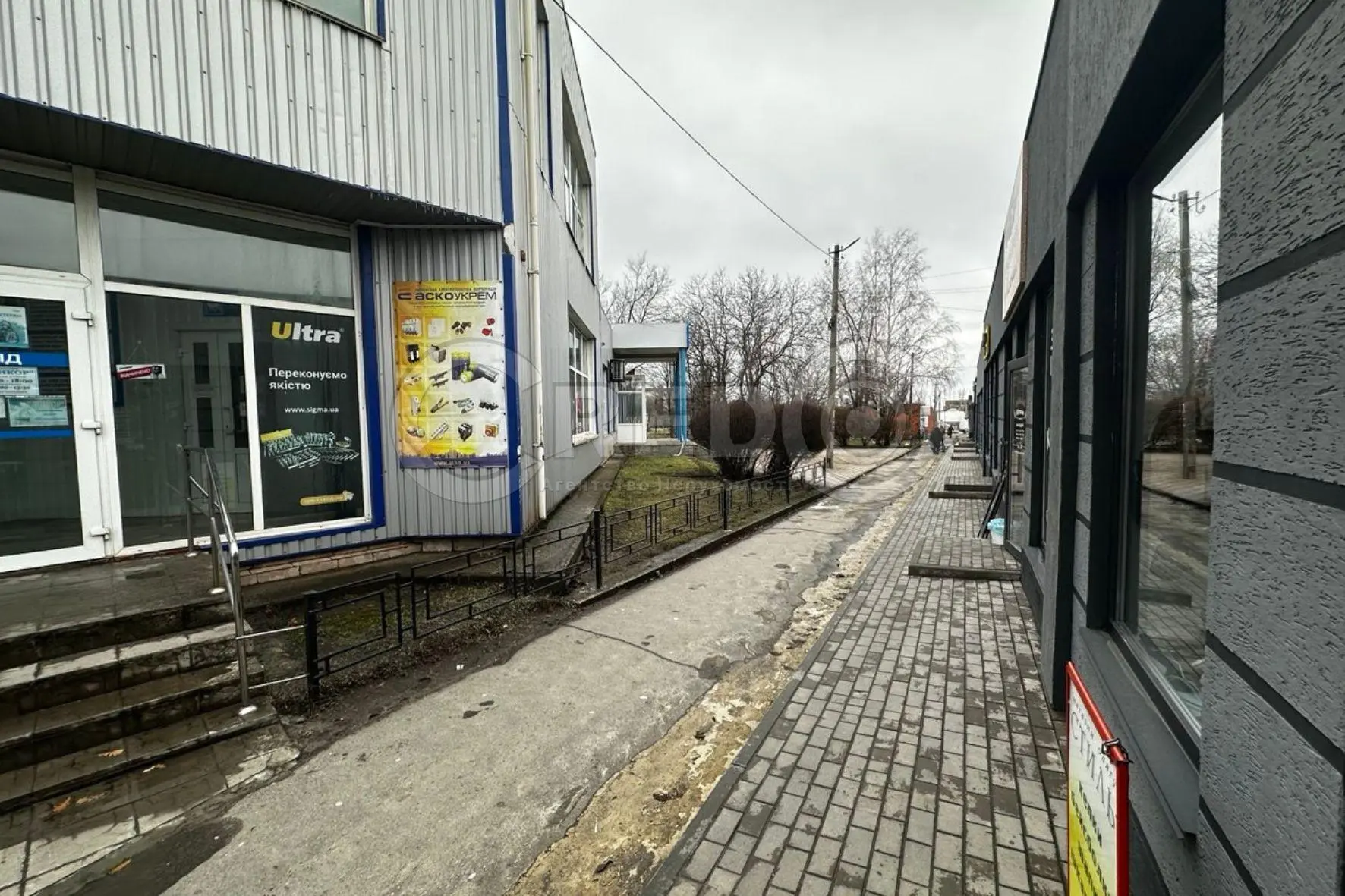 Фото Оренда торгівельної площі, Івана Авраменка вул. (Корнійчука)  Кривий Ріг в довгострокову оренду, ціна: 110 UAH, код 4360