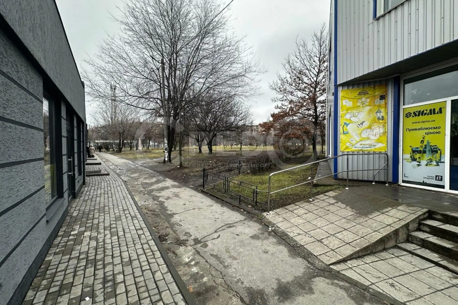 Фото Оренда торгівельної площі, Івана Авраменка вул. (Корнійчука)  Кривий Ріг в довгострокову оренду, ціна: 110 UAH, код 4360