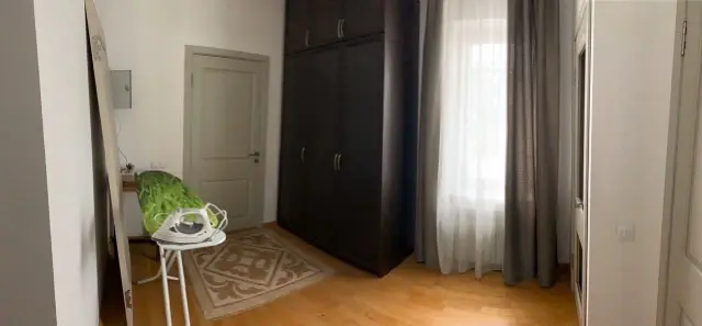 Фото Снять дом, Солнечная ул. (Октябрьская)  Новые Безрадичи в долгосрочную аренду, цена: 40000 UAH, код 4362