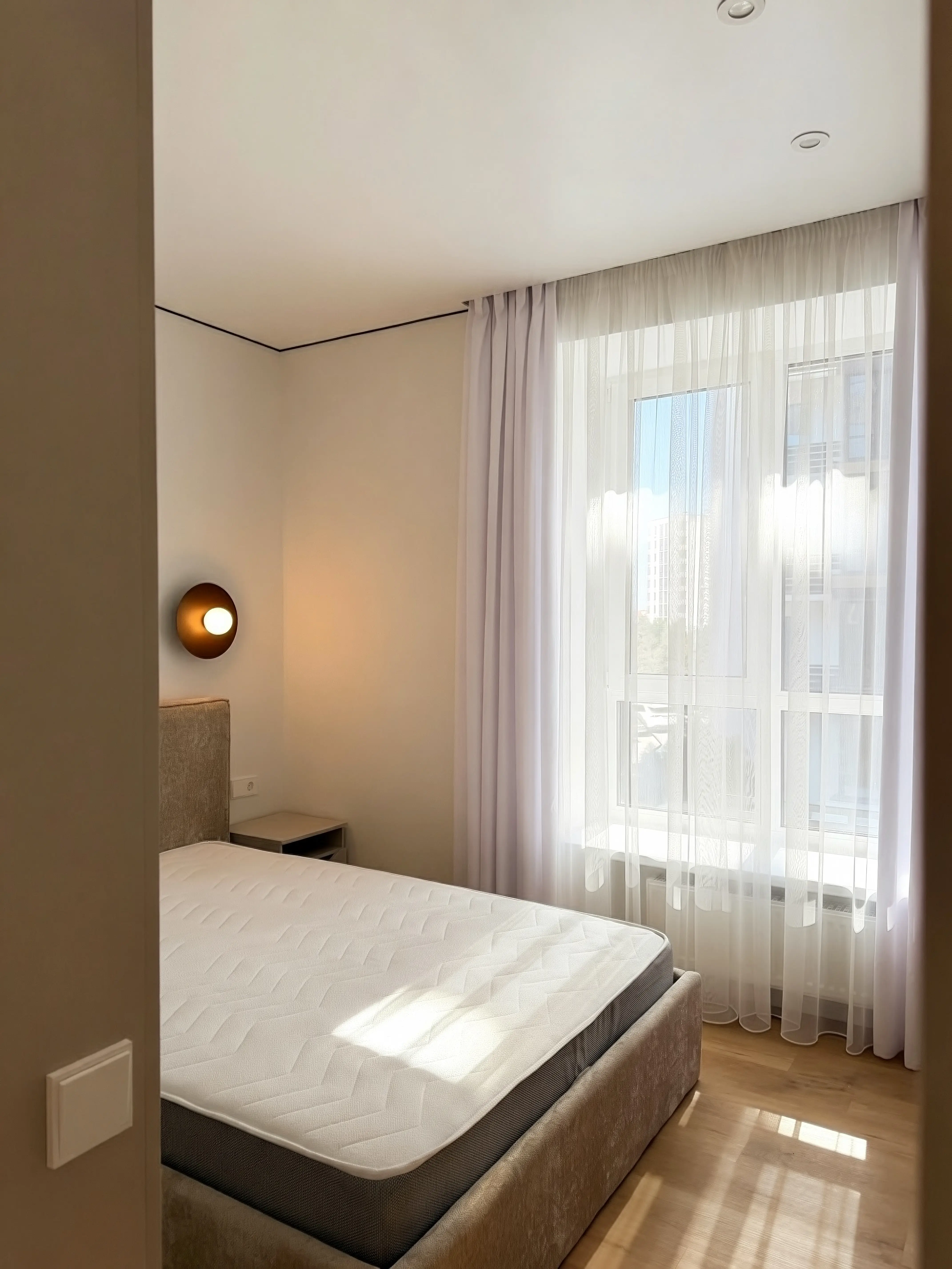 Фото Продаю 1 кімнатну квартиру, 39 кв. м, Героїв Небесної Сотні просп.  Софіївська Борщагівка, ціна: 87600 $, код 4367