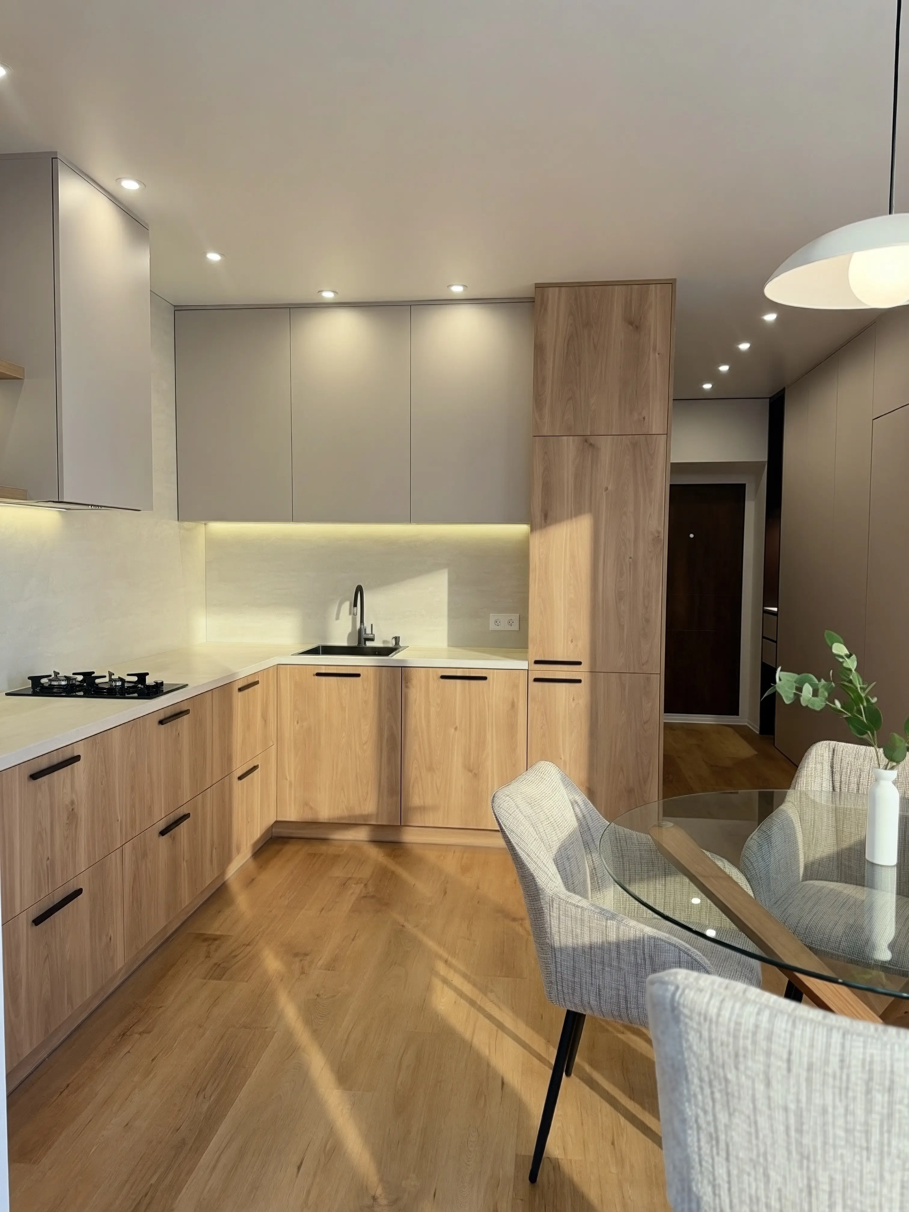 Фото Продаю 1 кімнатну квартиру, 39 кв. м, Героїв Небесної Сотні просп.  Софіївська Борщагівка, ціна: 87600 $, код 4367