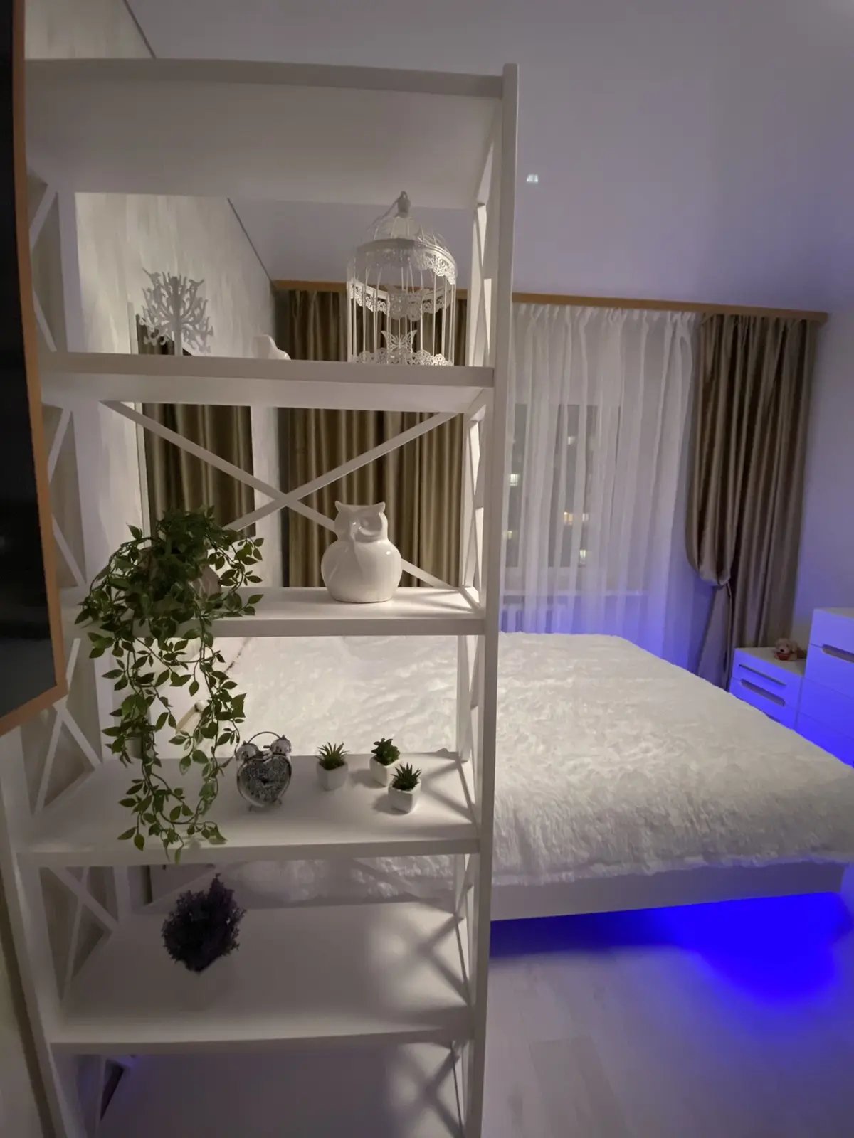 Фото Rent a 1-room apartment, Dragomanova Street 1г Kyiv for long-term rent, price: 15000 UAH, code 4371