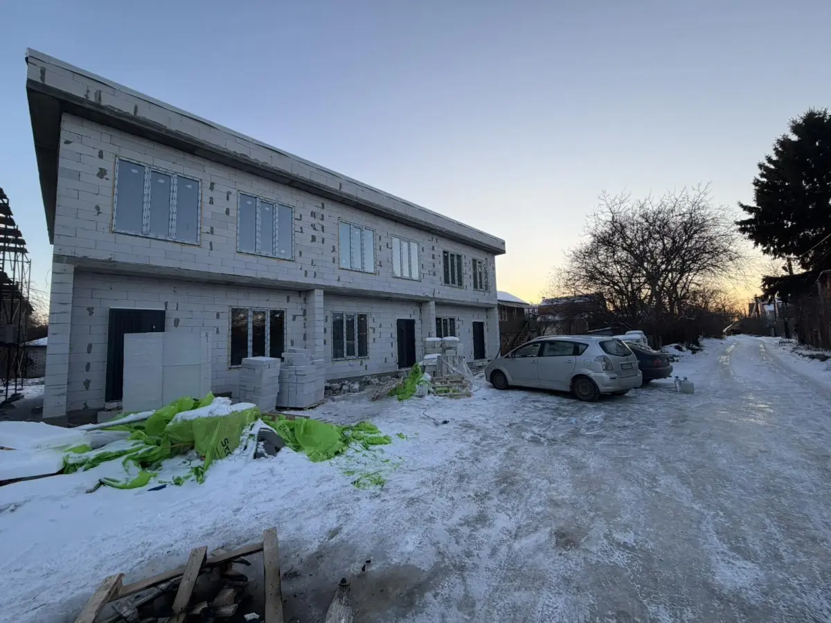 Фото Продаю будинок, 120 кв. м, 62-а Садова вул.  Київ, ціна: 100000 $, код 4378