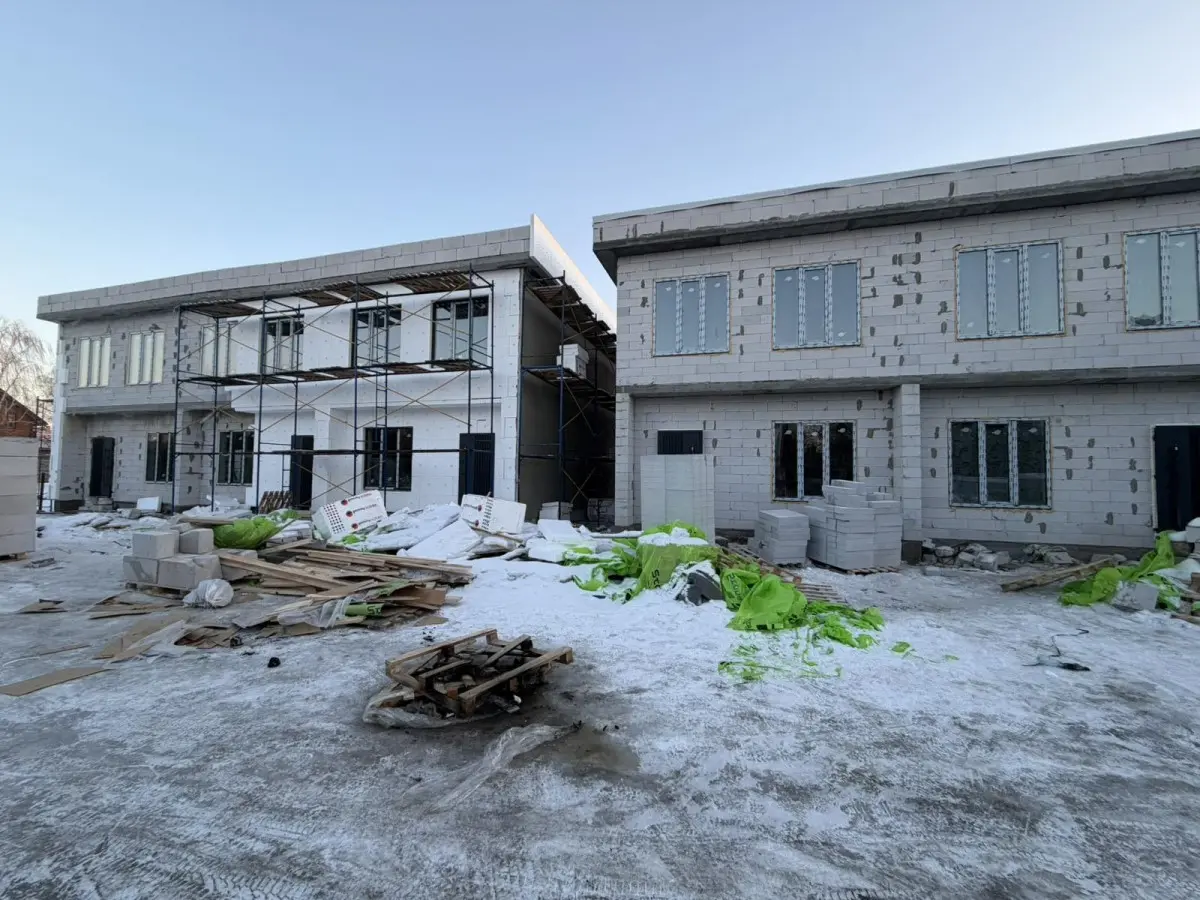 Фото Продаю будинок, 120 кв. м, 62-а Садова вул.  Київ, ціна: 100000 $, код 4378