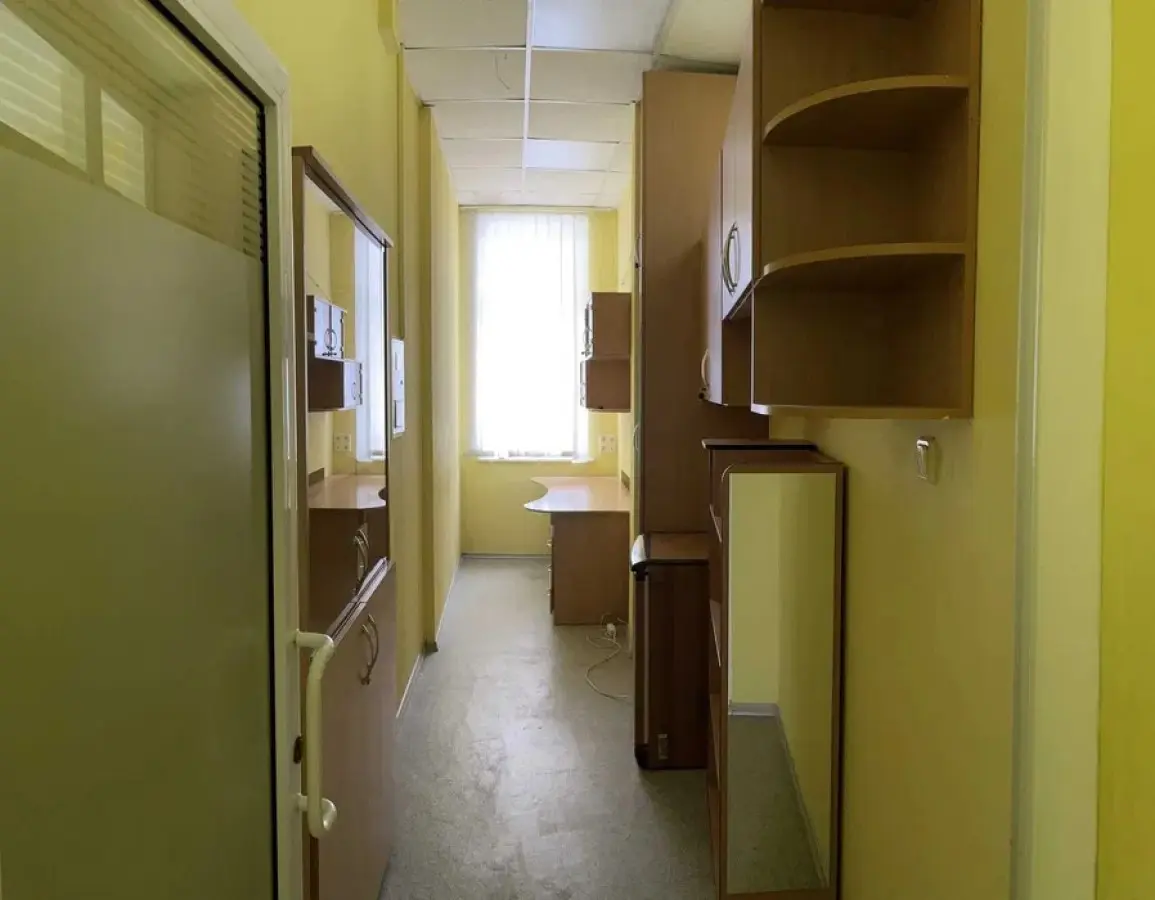 Фото Арендовать торговую площадь, Бориса Гмыри ул. 1 Киев в долгосрочную аренду, цена: 880 UAH, код 4379