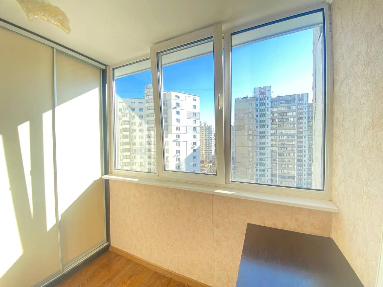 Фото Продаю 3-комнатную квартиру, 76 кв. м, Ларисы Руденко ул. 3а Киев, цена: 85000 $, код 4384