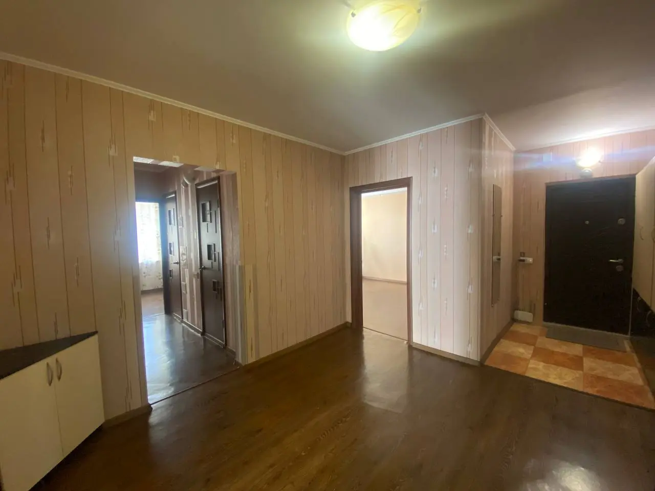 Фото Продаю 3-комнатную квартиру, 76 кв. м, Ларисы Руденко ул. 3а Киев, цена: 85000 $, код 4384