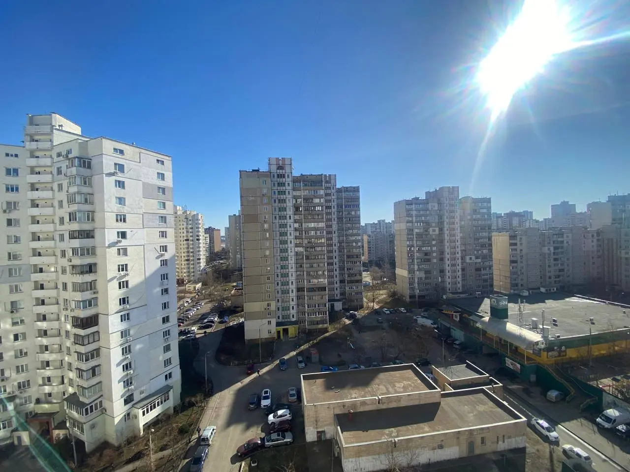 Фото Продаю 3-комнатную квартиру, 76 кв. м, Ларисы Руденко ул. 3а Киев, цена: 85000 $, код 4384