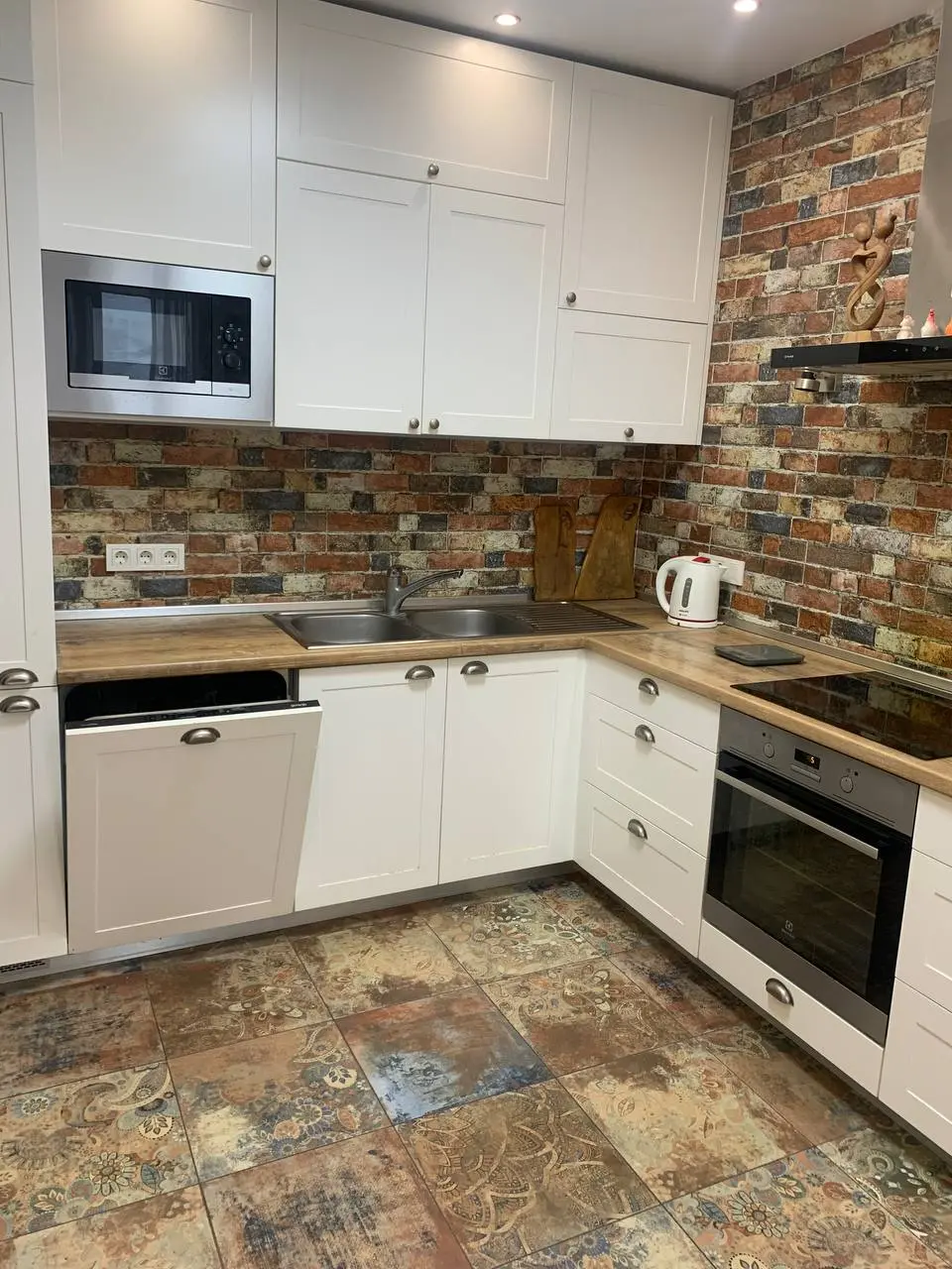 Фото Продаю 2 кімнатну квартиру, 65 кв. м, Ованеса Туманяна вул. 1а Київ, ціна: 135000 $, код 4387