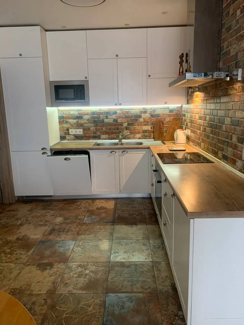 Фото Продаю 2 кімнатну квартиру, 65 кв. м, Ованеса Туманяна вул. 1а Київ, ціна: 135000 $, код 4387