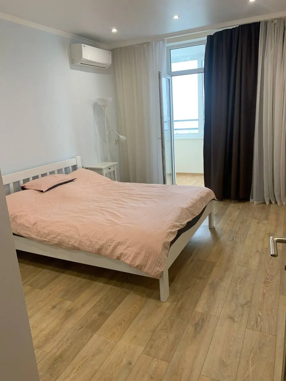 Фото Продаю 2 кімнатну квартиру, 65 кв. м, Ованеса Туманяна вул. 1а Київ, ціна: 135000 $, код 4387