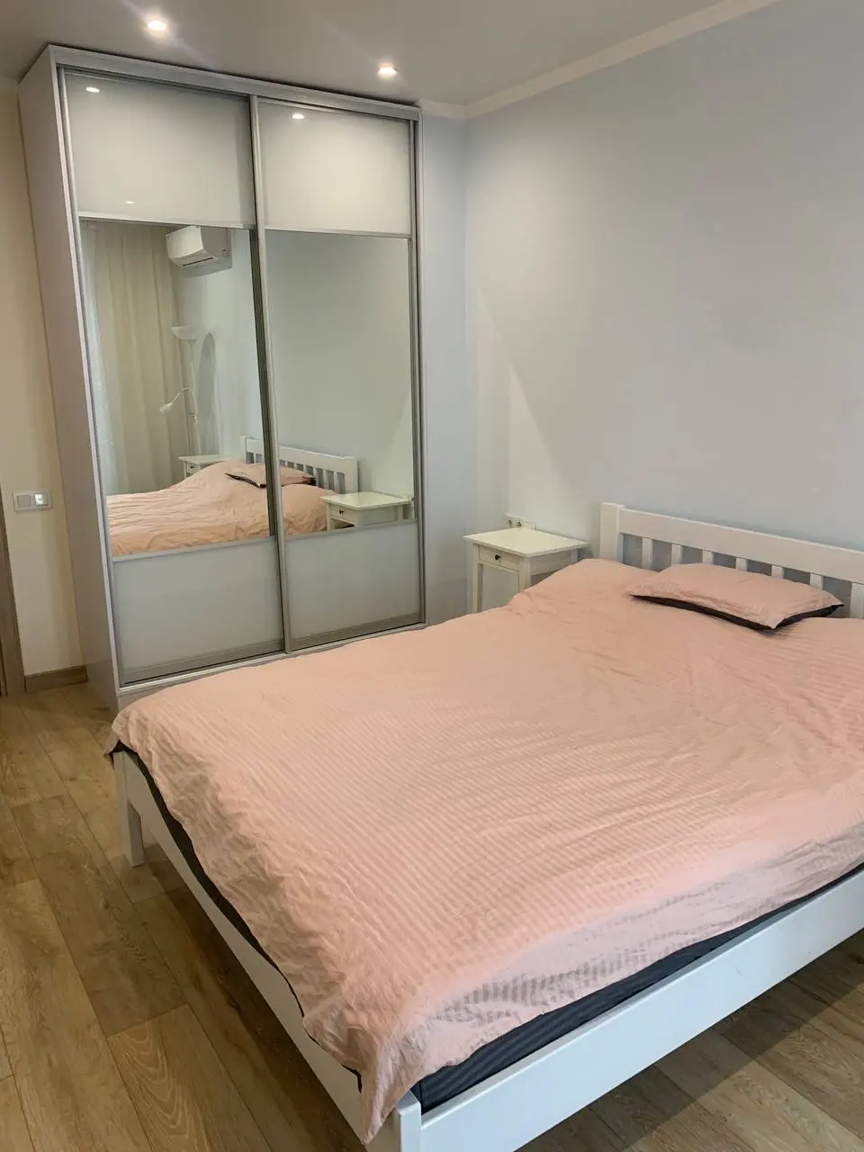 Фото Продаю 2 кімнатну квартиру, 65 кв. м, Ованеса Туманяна вул. 1а Київ, ціна: 135000 $, код 4387