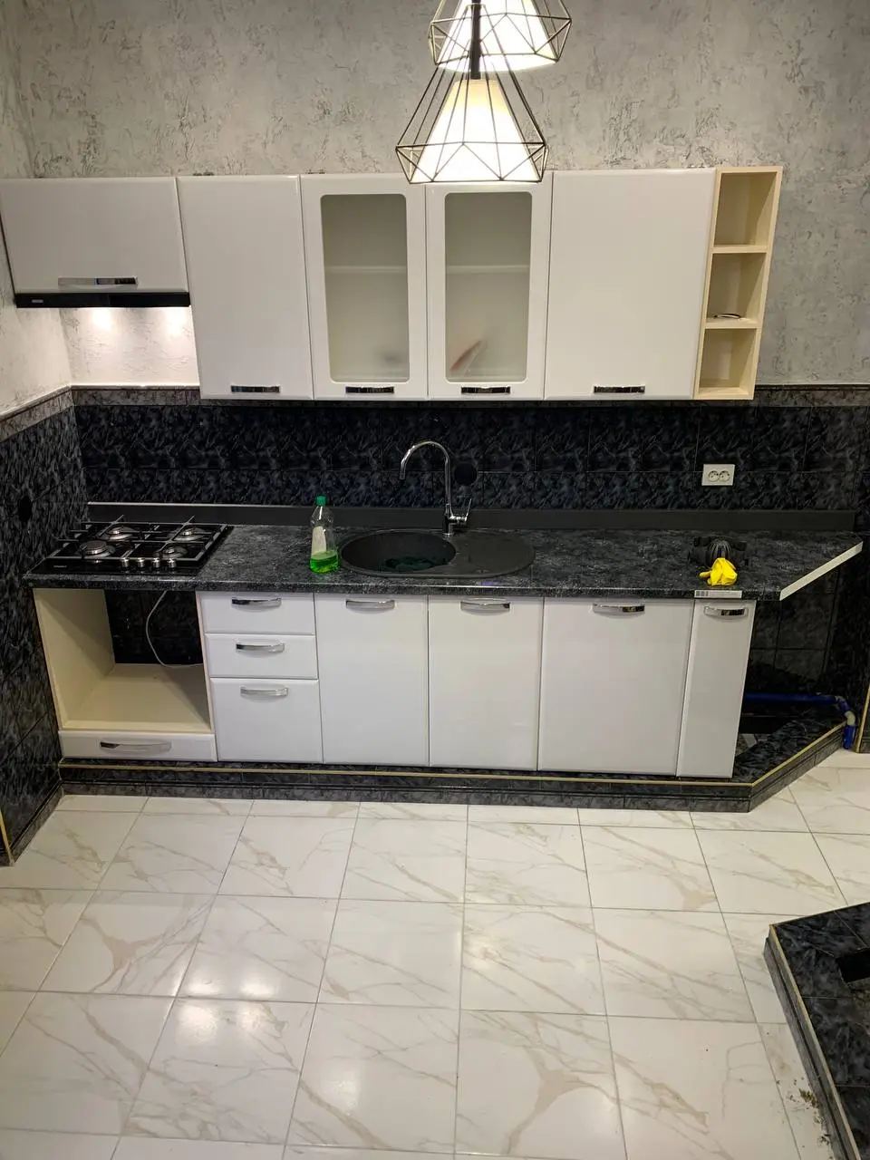 Фото Продаю  кімнатну квартиру, 72 кв. м, Богдана Хмельницького вул. 24 Чернівці, ціна: 54900 $, код 4390