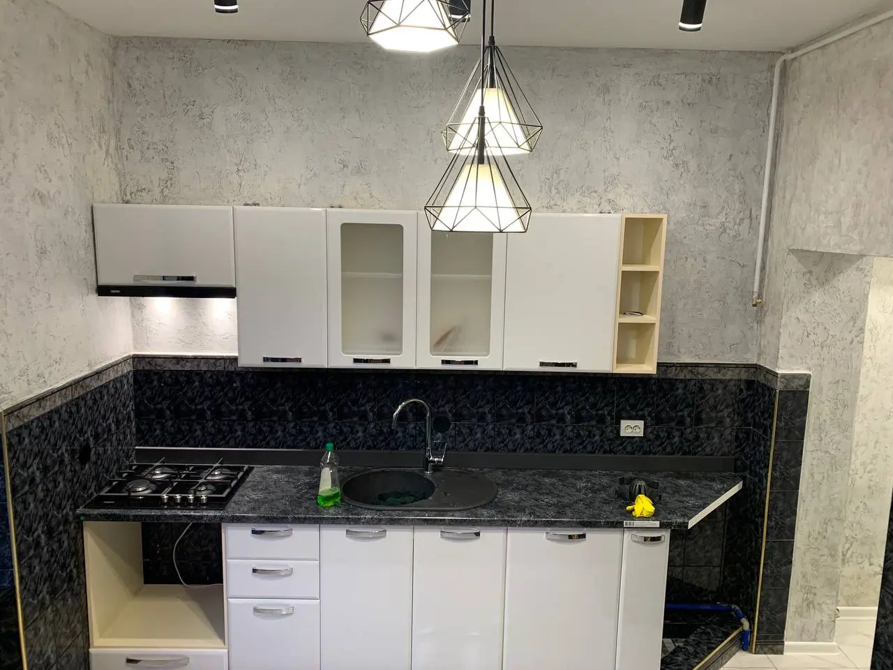 Фото Продаю  кімнатну квартиру, 72 кв. м, Богдана Хмельницького вул. 24 Чернівці, ціна: 54900 $, код 4390